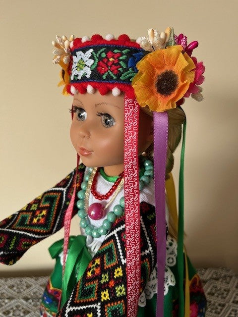 Traditional Ukrainian Doll "Vira" in Green Outfit, Handmade Headpiece, Embroidered Ukrainian Outfit, Unique Birthday Gift, Removable Clothes.