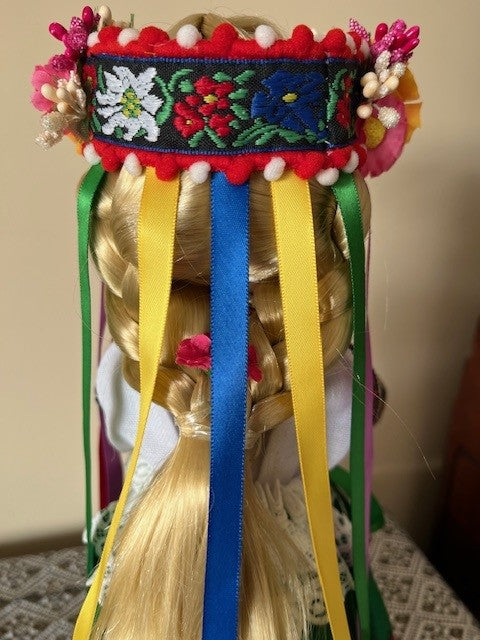 Traditional Ukrainian Doll "Vira" in Green Outfit, Handmade Headpiece, Embroidered Ukrainian Outfit, Unique Birthday Gift, Removable Clothes.