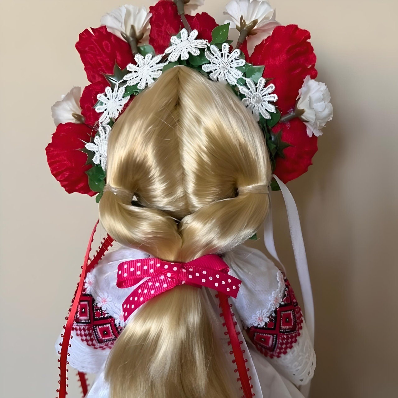 Close-up of Ukrainian doll with folk dress and wreath | Gift-Emporium