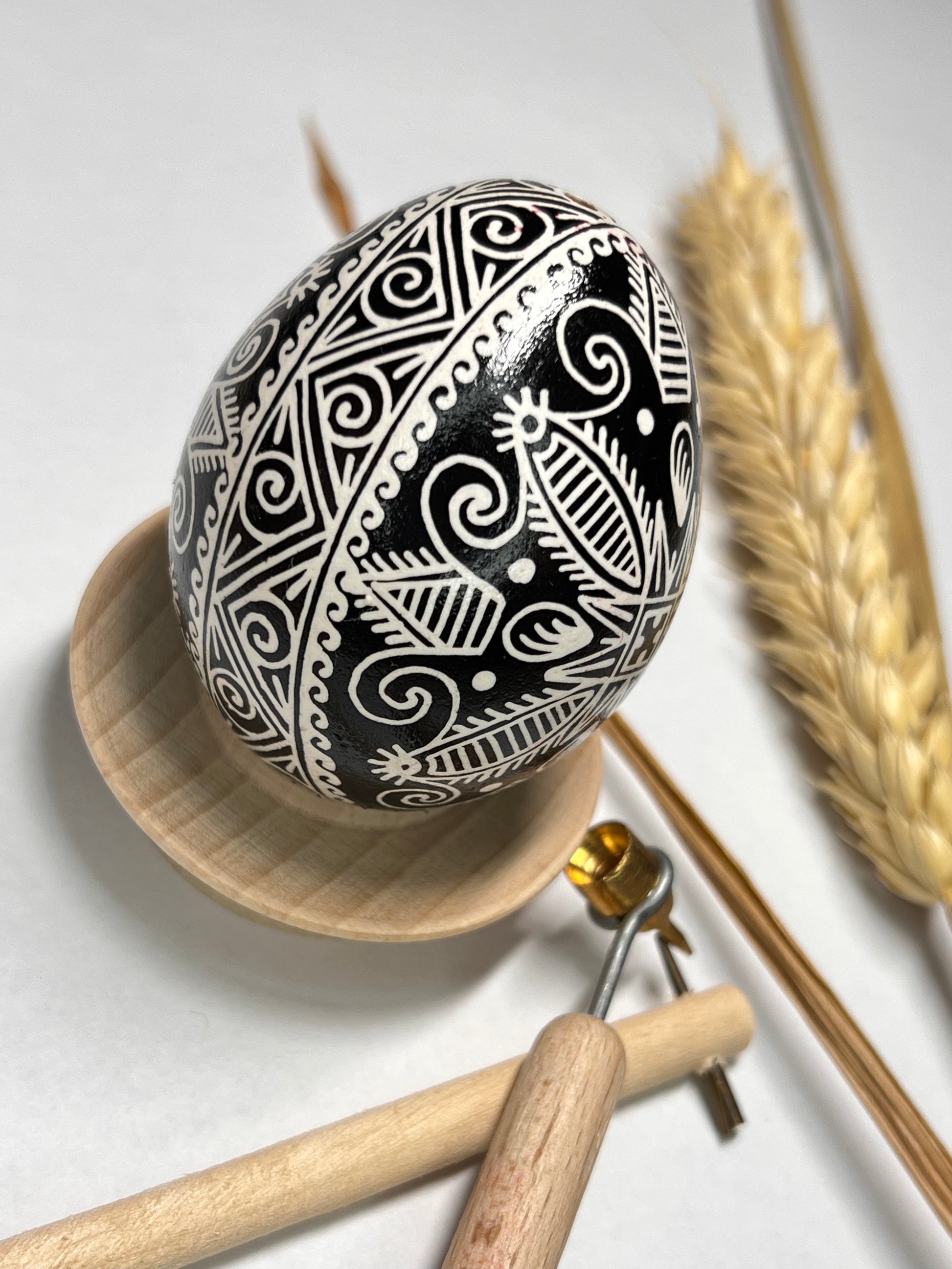 Black and white Ukrainian Easter Pysanka egg design | Gift-Emporium
