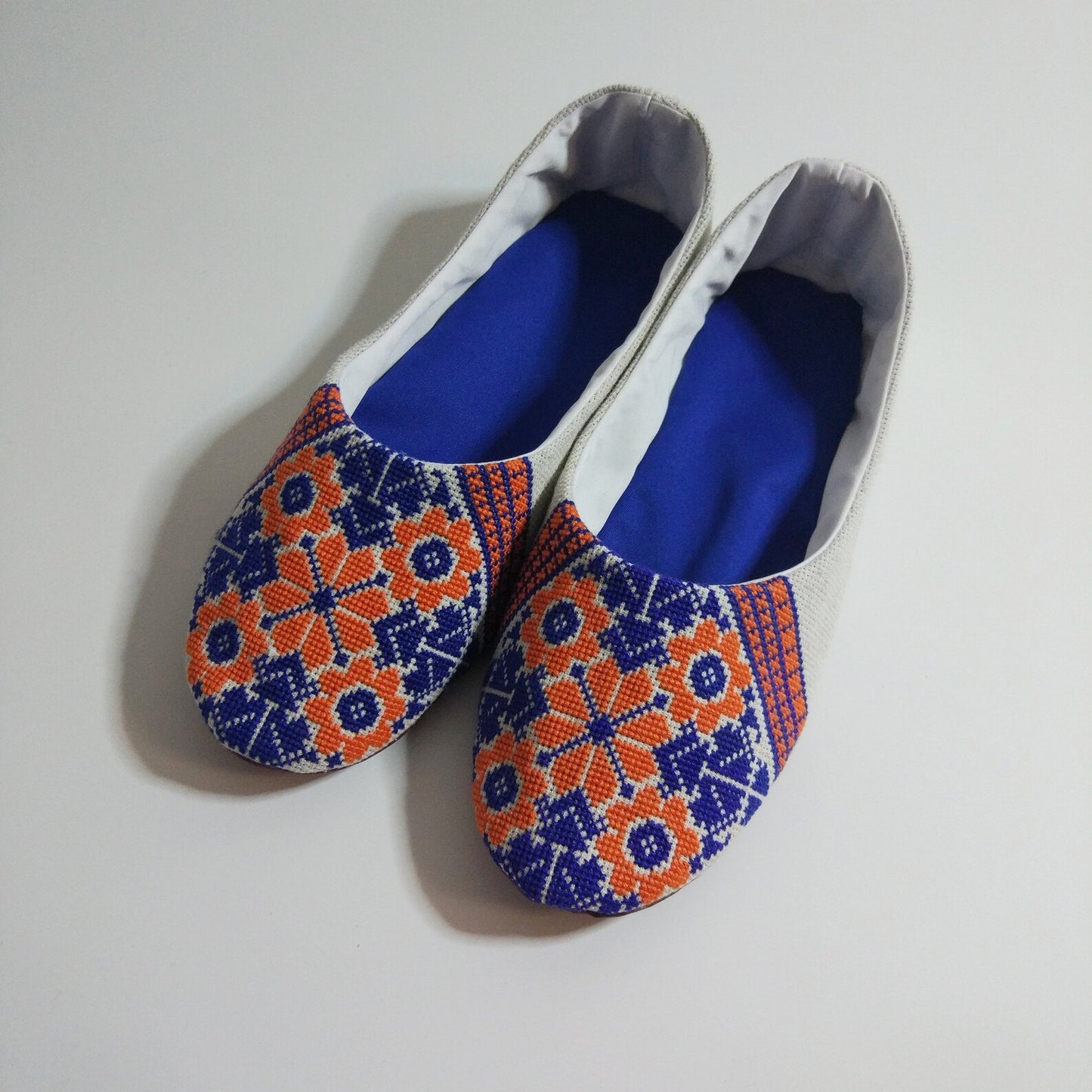 Linen house elegant slippers, ballet slippers hand embroidery, Light weight travel slippers geometric pattern. Ethnic Ukraine.