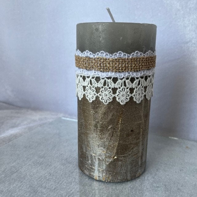 Handcrafted golden and silver candles for home décor | Gift-Emporium