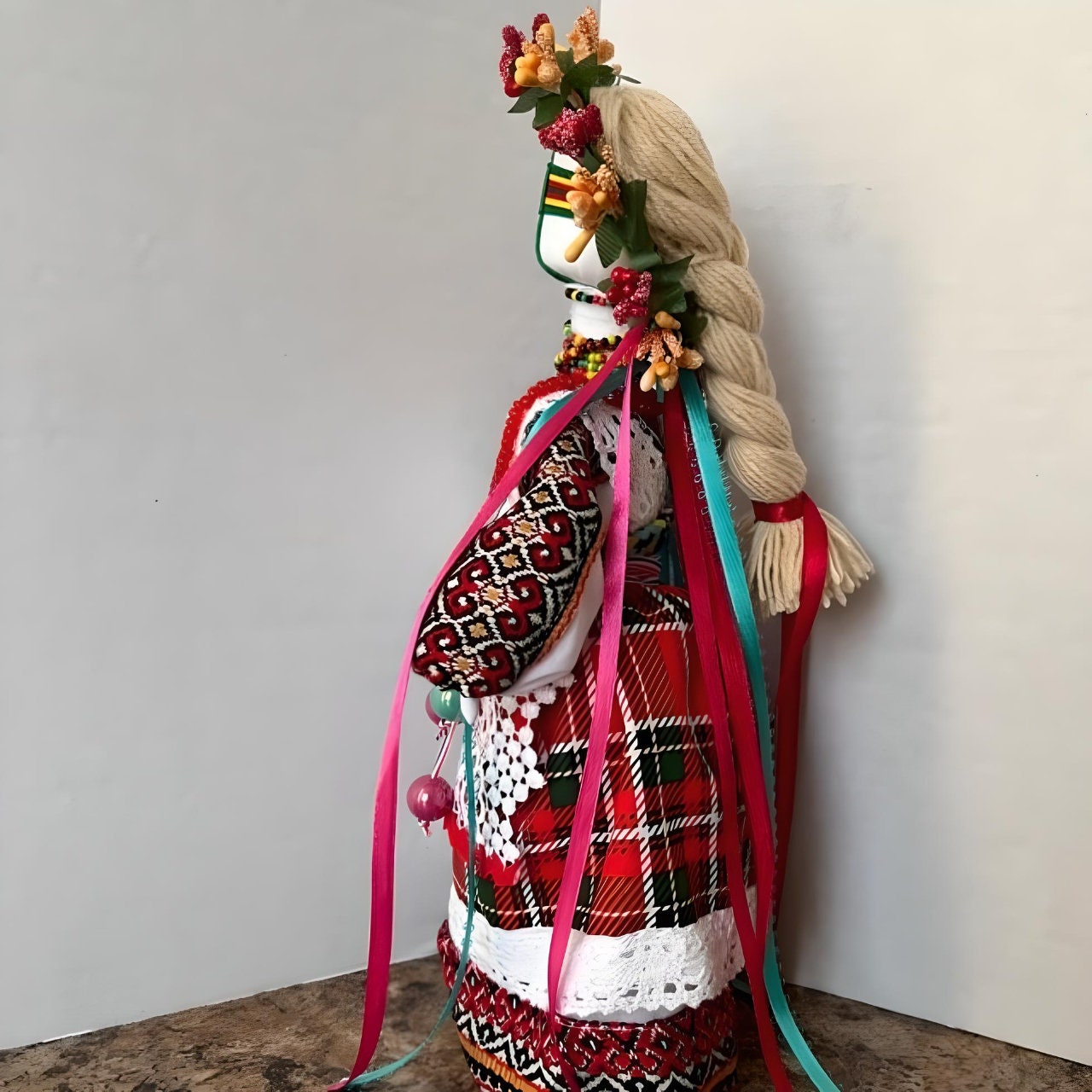 Handcrafted Motanka doll, Ukrainian charm for home and family | Gift-Emporium