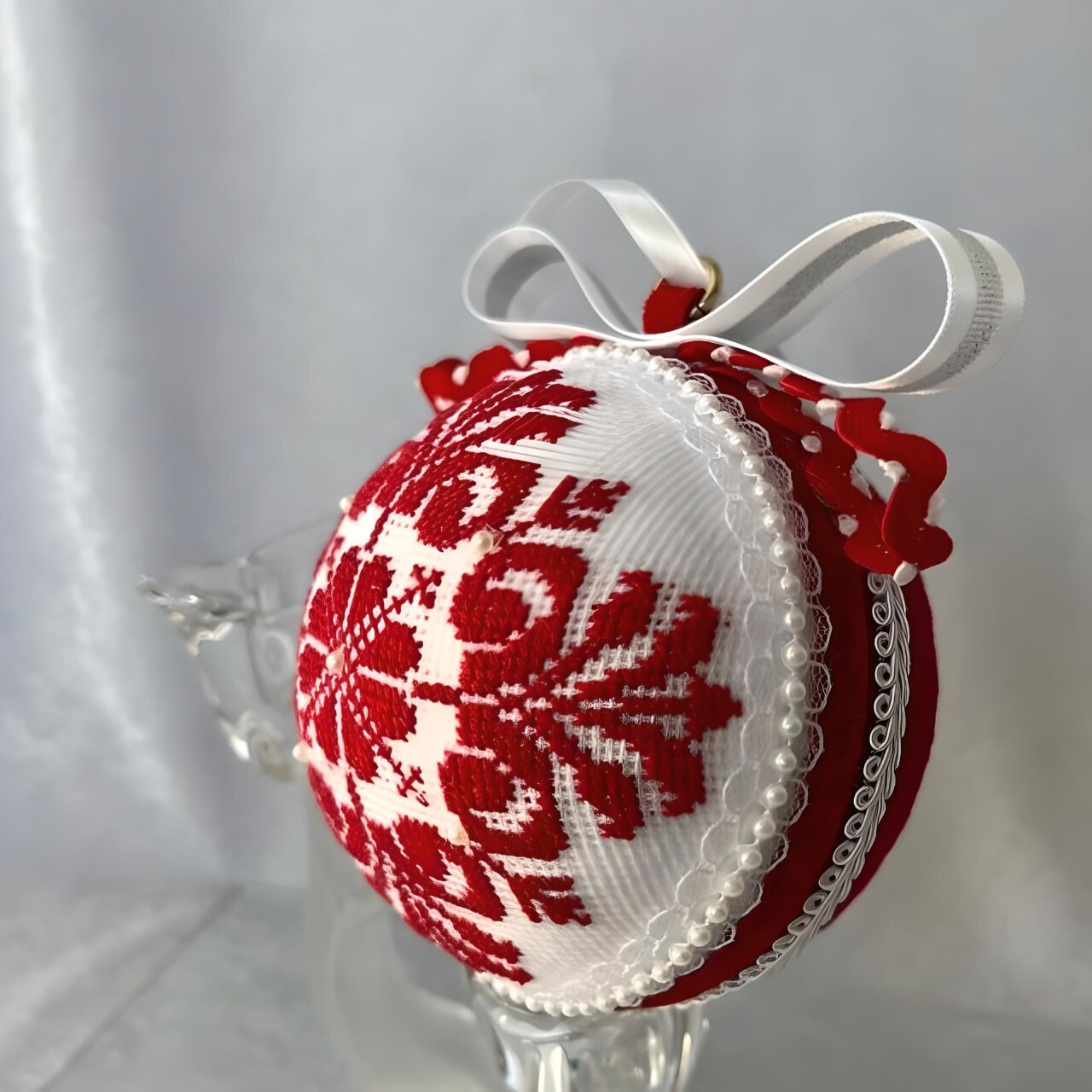 Handmade holiday season decoration red velvet tree ball | Gift-Emporium