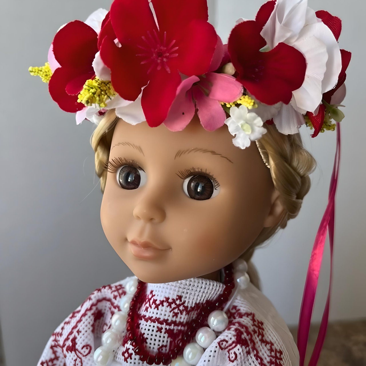 Beautifully hand-decorated Ukrainian folk doll as a gift for mom | Gift-Emporium
