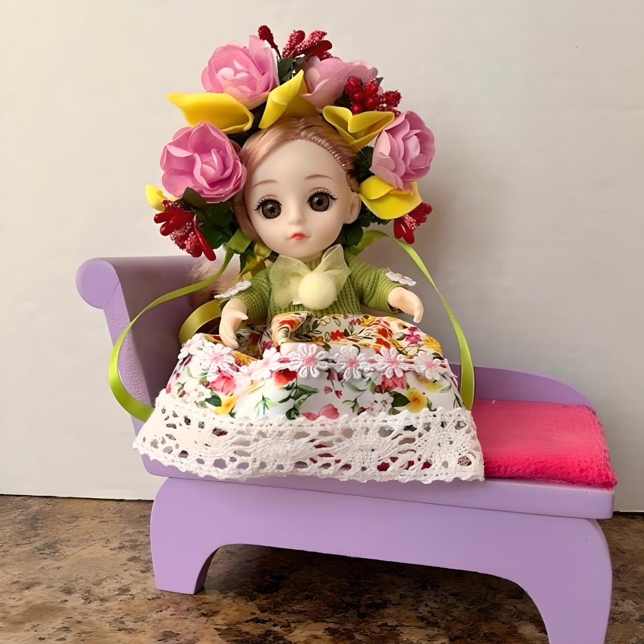 Gift for little girls, Ukrainian doll with removable clothing | Gift-Emporium