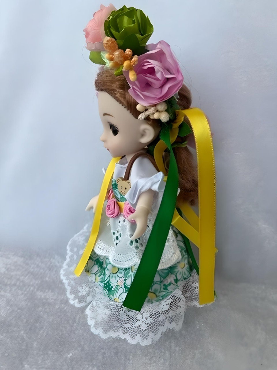 Handmade 16 cm Ukrainian doll with colorful wreath | Gift-Emporium