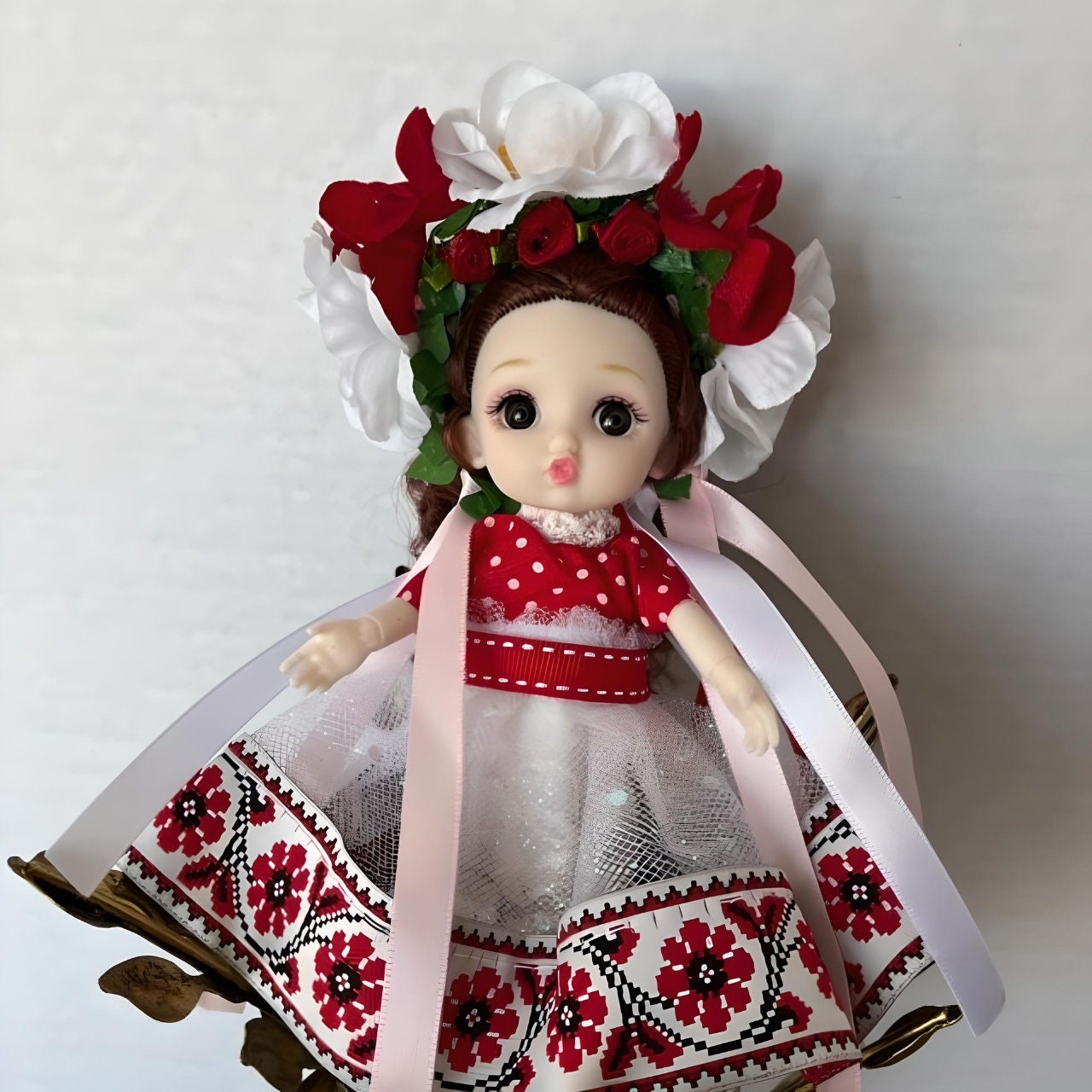 Traditional Ukrainian doll for dollhouses, in handmade floral wreath | Gift-Emporium