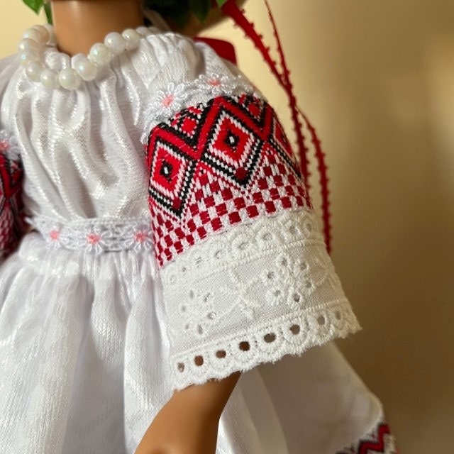 Ukrainian folk doll with embroidered dress and head wreath | Gift-Emporium
