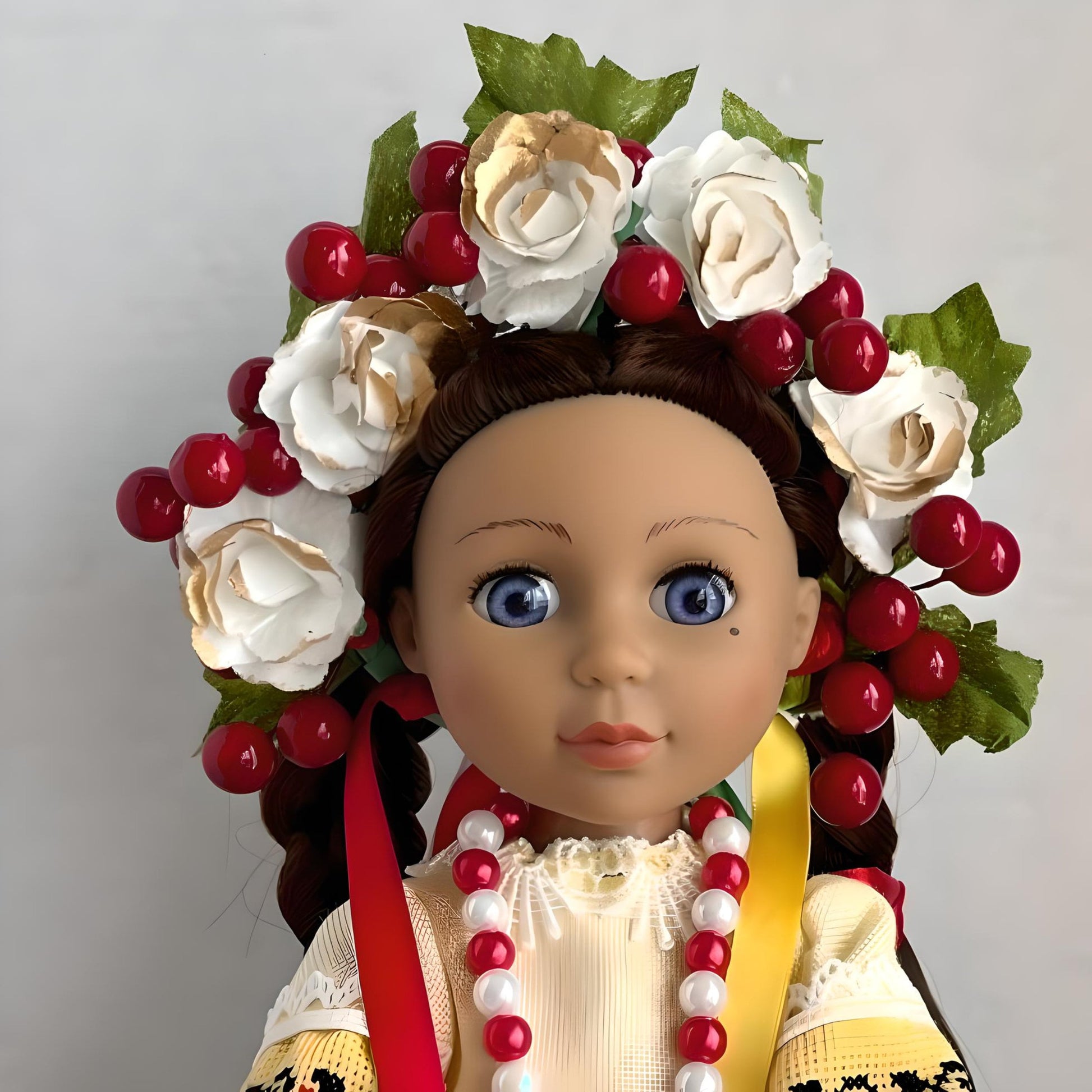 Handmade "Lesya" Doll in vibrant traditional Ukrainian attire | Gift-Emporium
