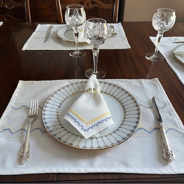 Blue and yellow embroidered linen napkins for table settings | Gift-Emporium