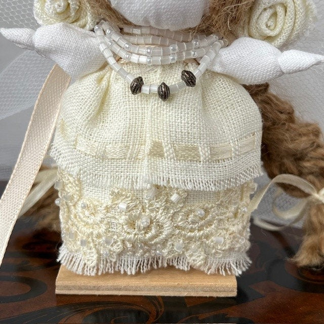 Traditional Ukrainian bridal charm doll for wedding gift | Gift-Emporium