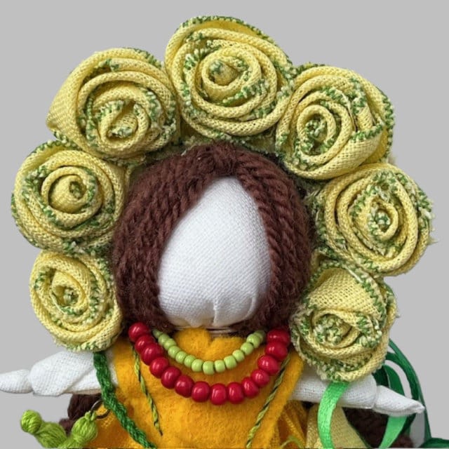 Ukrainian protection doll featuring green ribbons and braided hair | Gift-Emporium